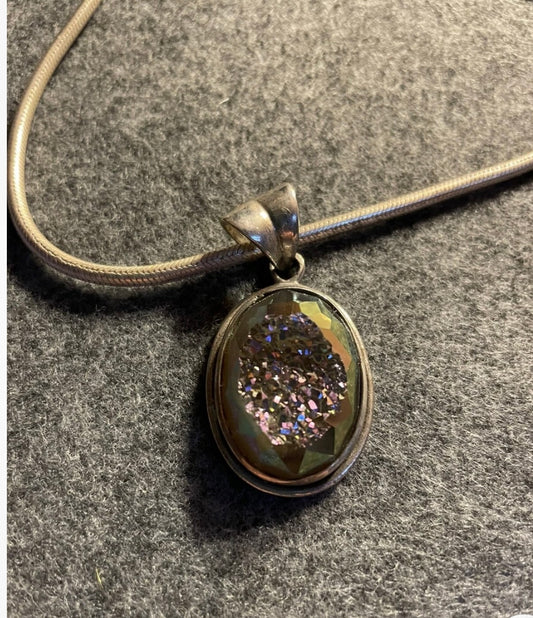 Druzy Quartz pendant with sterling (925) Necklace